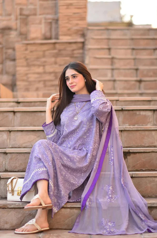 3 Pcs Embroidered Lawn Shirt with Embroidered Chifoon Dupatta BR 2575
