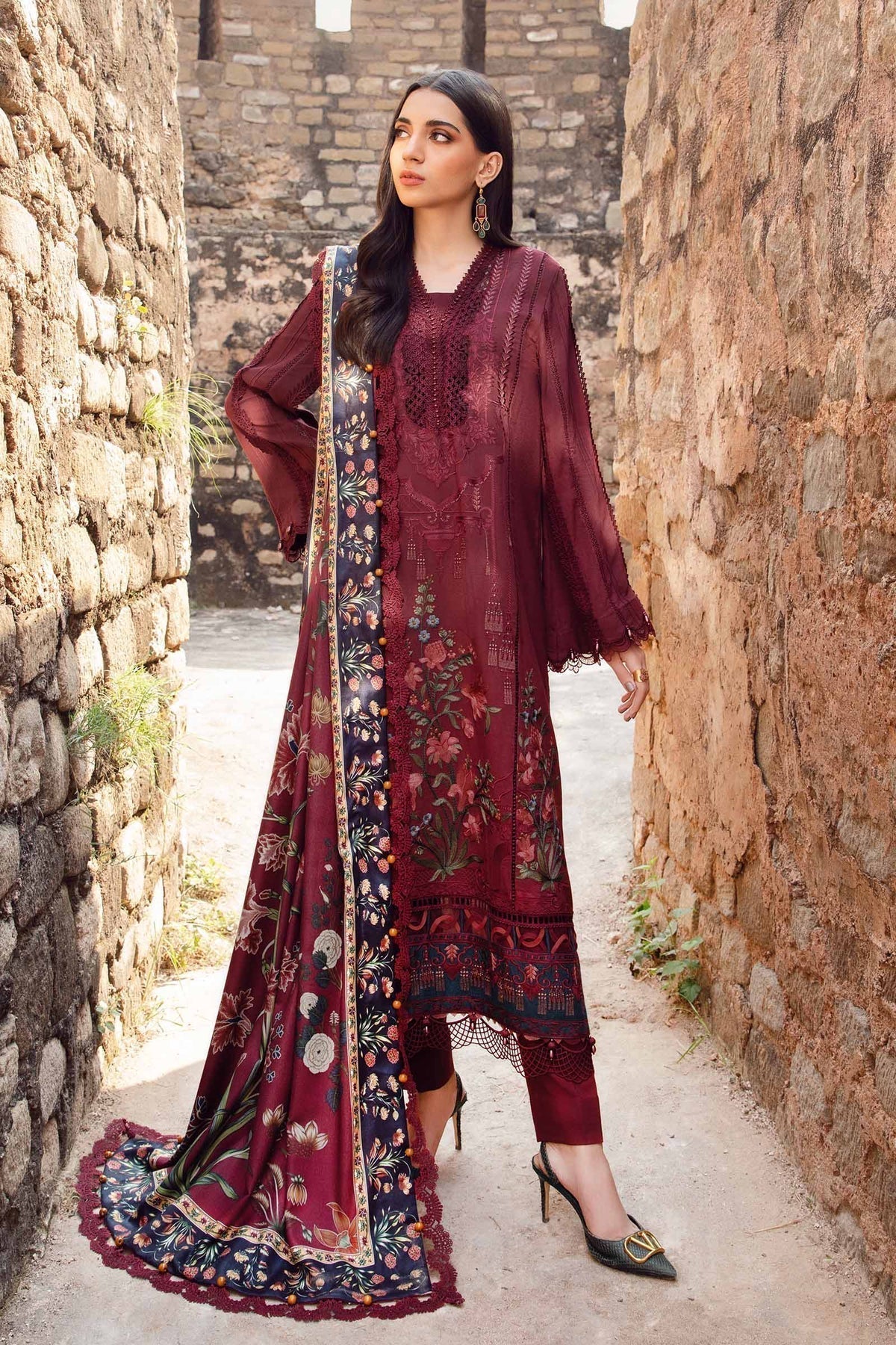MARIA B - 3PC UNSTITCH DHANAK EMBROIDERED SHIRT WITH TWILL PRINTED SHAWL  - 213