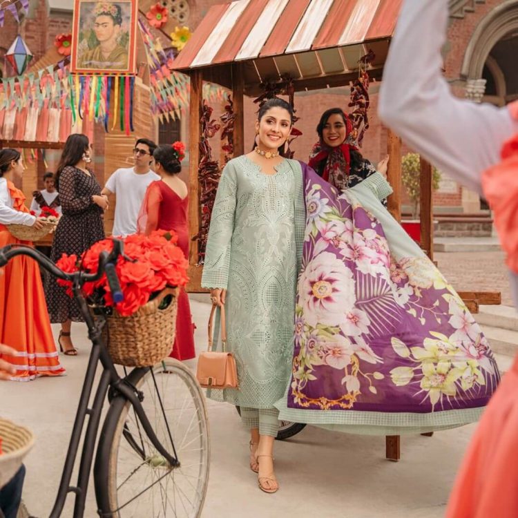 Digital Printed Lawn Shirt with Patch Digital Printed Lawn trouser with Patch  Digital Printed Chiffon Dupatta C-501